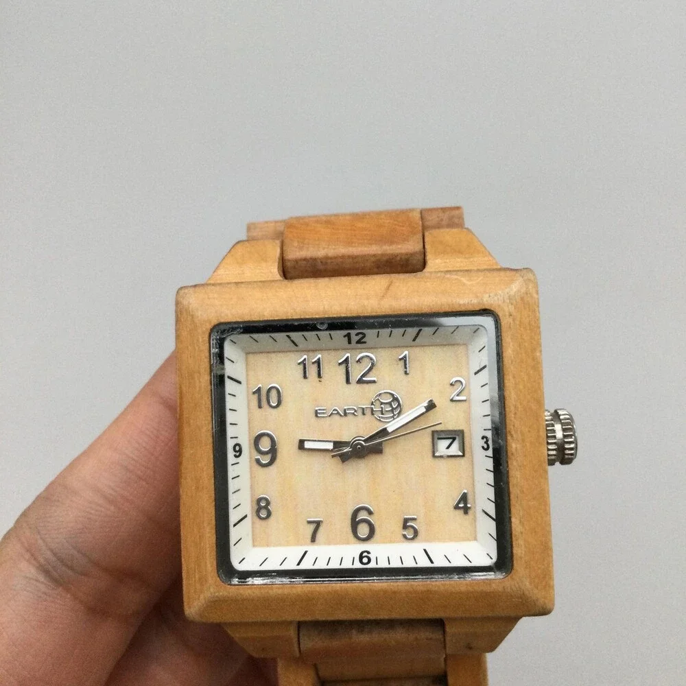Earth Mens Watch 39mm Beige Wood Square Case Bracelet Date New Battery 6.25